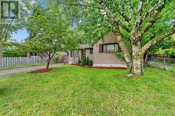 54 MANITOULIN DRIVE  London East (East O), ON N5W 1M4