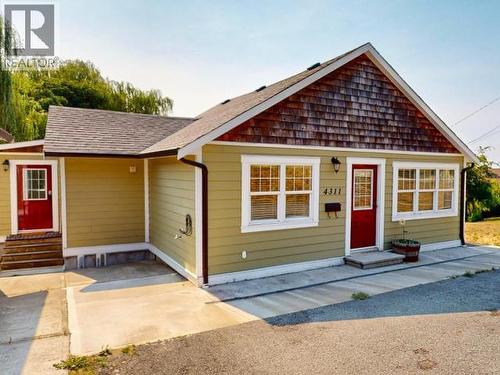 4311 WESTVIEW AVE  Powell River, BC V8A 3J7