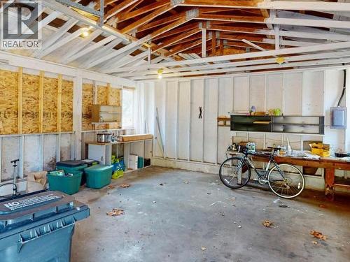4311 Westview Ave, Powell River, BC - Indoor