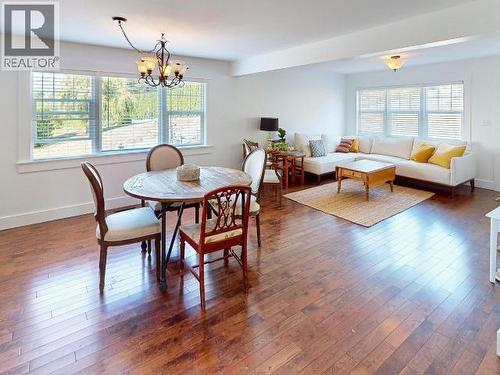 4311 Westview Ave, Powell River, BC - Indoor