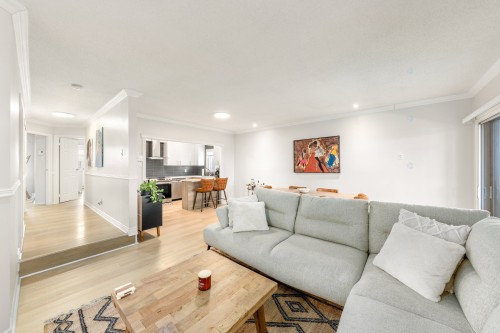 Living Room - 55-435 Boul. Dagenais E., Laval (Vimont), QC - Indoor Photo Showing Living Room