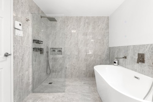 Bathroom - 55-435 Boul. Dagenais E., Laval (Vimont), QC - Indoor Photo Showing Bathroom