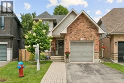 1173 BELLVIEW Crescent Unit# 1  Burlington, ON L7S 1C9