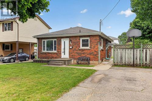 209 BUTLER STREET  Woodstock (Woodstock - South), ON N4S 3A8