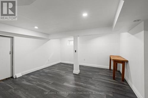 199 Mountbatten Avenue, Ottawa, ON - Indoor Photo Showing Other Room