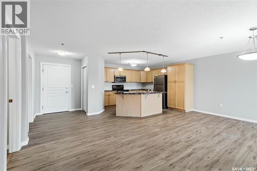 106 6345 Rochdale Boulevard, Regina, SK - Indoor Photo Showing Kitchen