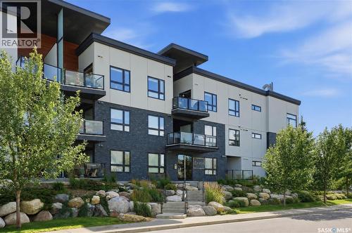 206 225 Maningas Bend, Saskatoon, SK - Outdoor