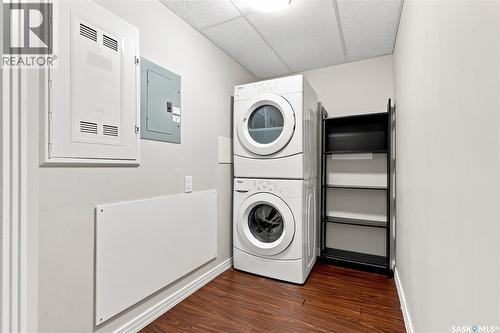 206 225 Maningas Bend, Saskatoon, SK - Indoor Photo Showing Laundry Room