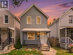 56 HARMONY Avenue  Hamilton, ON L8H 4X4