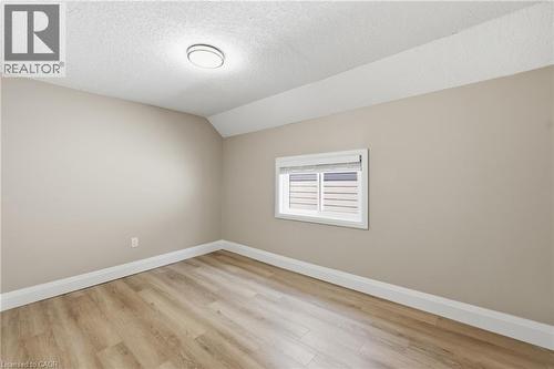 56 Harmony Avenue, Hamilton, ON - Indoor Photo Showing Other Room