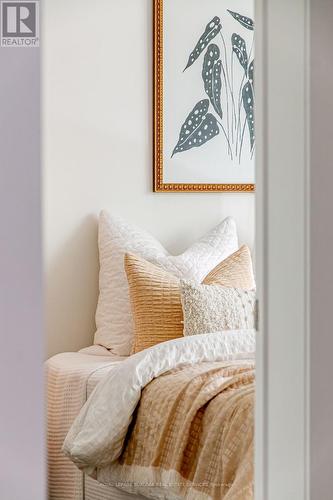 206 - 455 Charleton Avenue E, Hamilton, ON - Indoor Photo Showing Bedroom