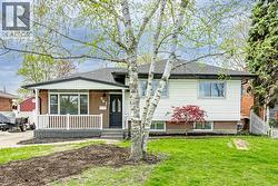 987 Devine STREET Sarnia, ON N7S 1A9