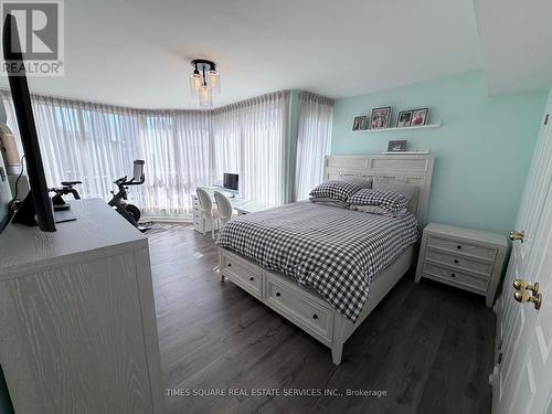 2003 - 55 CENTRE AVENUE , Toronto, Ontario M5G 2H5 5