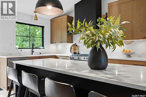 110 Mcfarland Place, Saskatoon, SK - Indoor Photo Showing Kitchen