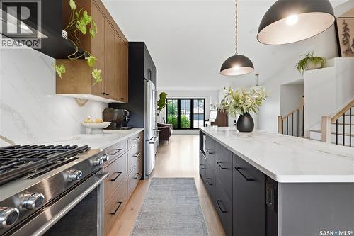 110 Mcfarland Place, Saskatoon, SK - Indoor Photo Showing Kitchen With Upgraded Kitchen