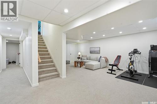 110 Mcfarland Place, Saskatoon, SK - Indoor