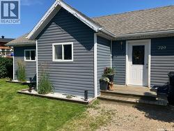 709 6th AVENUE W Nipawin, SK S0E 1E0
