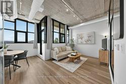 304 - 120 HURON STREET Guelph (St. Patrick's Ward), ON N1E 5L7