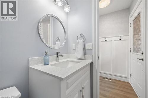 63 Starview Crescent, Guelph, ON - Indoor Photo Showing Bathroom