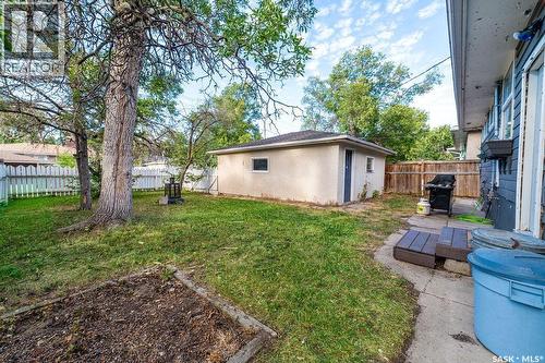 2818 23Rd Avenue, Regina, SK - Outdoor With Exterior