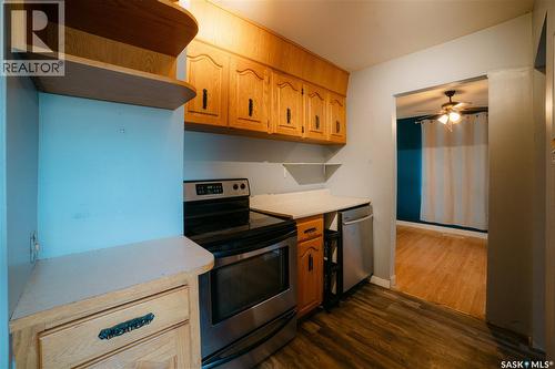 2818 23Rd Avenue, Regina, SK - Indoor Photo Showing Kitchen