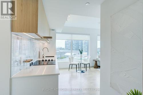 908 - 1100 Sheppard Avenue W, Toronto, ON - 