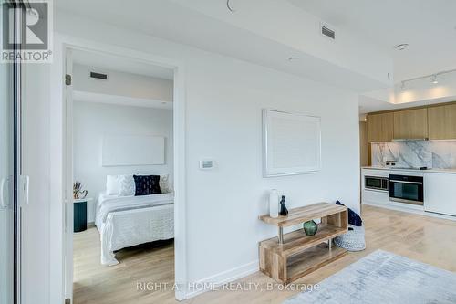 908 - 1100 Sheppard Avenue W, Toronto, ON - Indoor Photo Showing Other Room