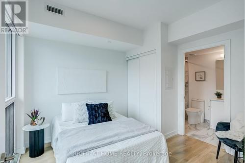 908 - 1100 Sheppard Avenue W, Toronto, ON - Indoor Photo Showing Bedroom