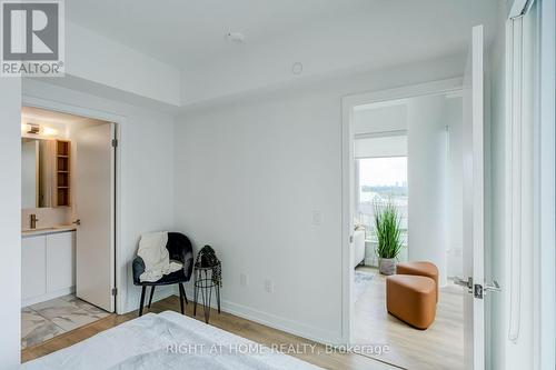 908 - 1100 Sheppard Avenue W, Toronto, ON - Indoor Photo Showing Bedroom