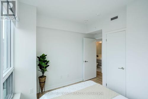 908 - 1100 Sheppard Avenue W, Toronto, ON - Indoor Photo Showing Other Room