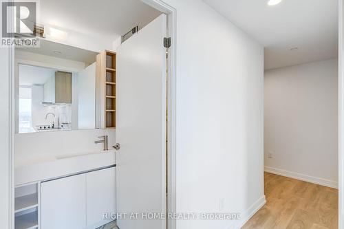908 - 1100 Sheppard Avenue W, Toronto, ON - Indoor Photo Showing Other Room