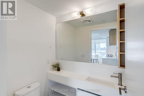 908 - 1100 Sheppard Avenue W, Toronto, ON - Indoor Photo Showing Bathroom