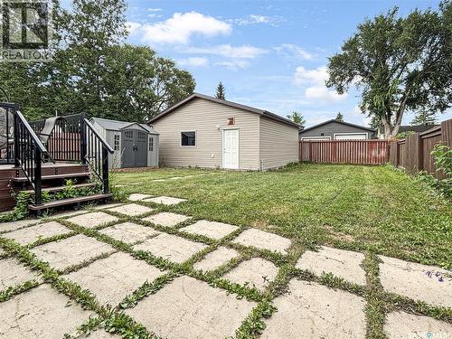 330 Meighen Crescent, Saskatoon, SK - Outdoor