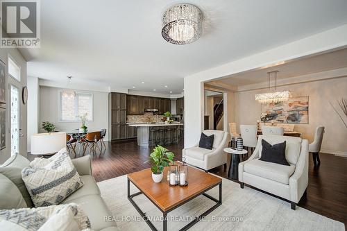 558 Bartleman Terrace, Milton, ON - Indoor Photo Showing Living Room