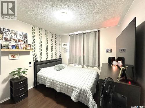 A&B 2818 7Th Street E, Saskatoon, SK - Indoor Photo Showing Bedroom