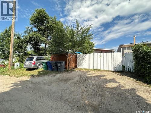A&B 2818 7Th Street E, Saskatoon, SK - Outdoor