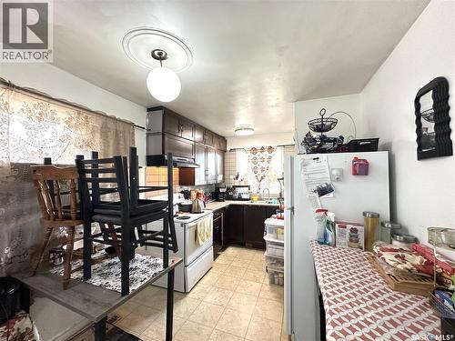 A&B 2818 7Th Street E, Saskatoon, SK - Indoor