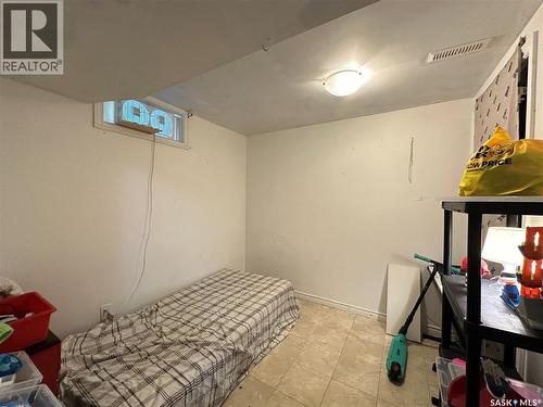 A&B 2818 7Th Street E, Saskatoon, SK - Indoor