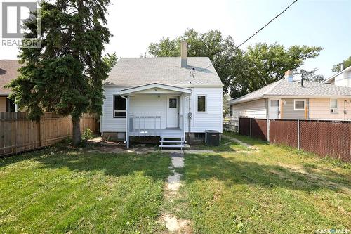 859 Pasqua Street, Regina, SK - Outdoor