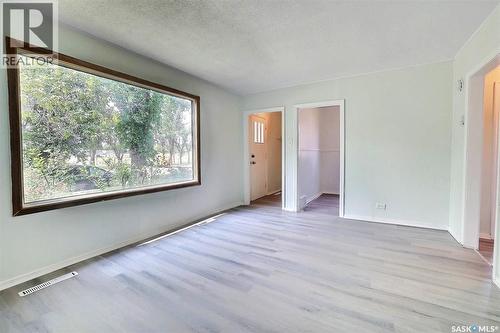 859 Pasqua Street, Regina, SK - Indoor Photo Showing Other Room