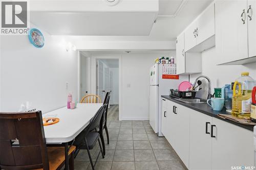 1809 Arlington Avenue, Saskatoon, SK - Indoor Photo Showing Kitchen