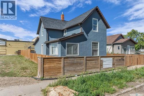 223 I Avenue S, Saskatoon, SK - Outdoor