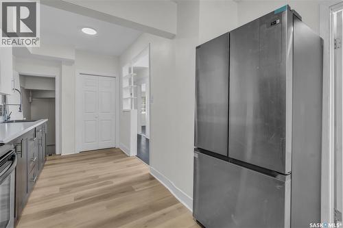 223 I Avenue S, Saskatoon, SK - Indoor Photo Showing Kitchen