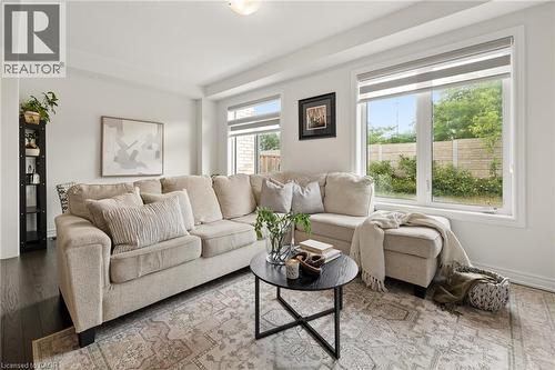 166 Deerpath Drive Unit# 49, Guelph, ON - Indoor Photo Showing Living Room
