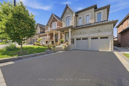 68 Duggan Street  Aurora, ON L4G 0Y8