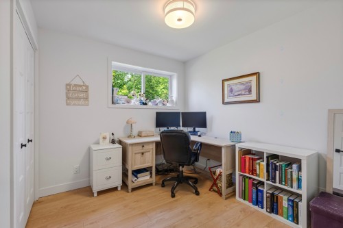 Chambre à coucher - 12 Rue Stone Haven, Lac-Brome, QC - Indoor Photo Showing Office