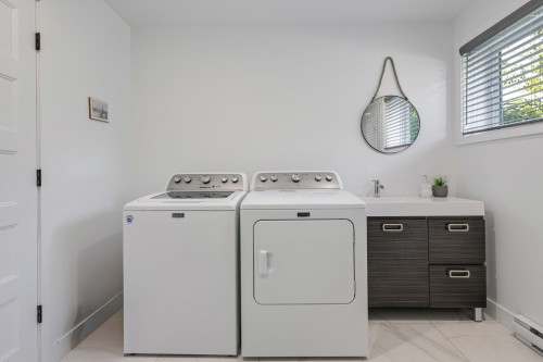 Salle de bains - 12 Rue Stone Haven, Lac-Brome, QC - Indoor Photo Showing Laundry Room