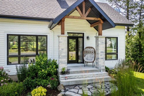 Façade - 12 Rue Stone Haven, Lac-Brome, QC - Outdoor With Exterior