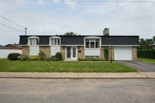 270 122e Rue  Shawinigan, QC G9P 3N2