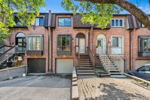 2662 Rue Workman — photo 1